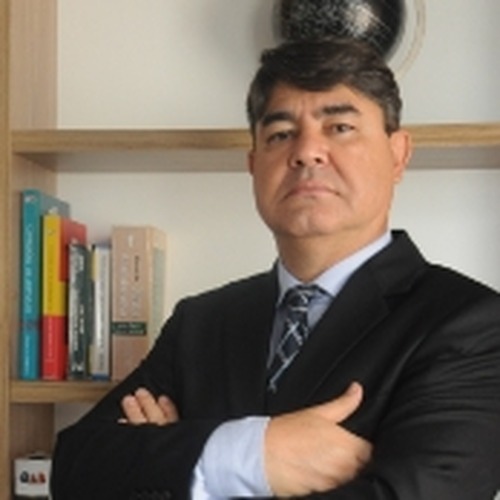 Dr. Marcio Pereira